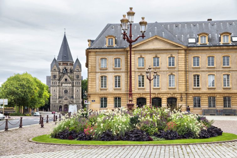 Temple Neuf & quartier impérial